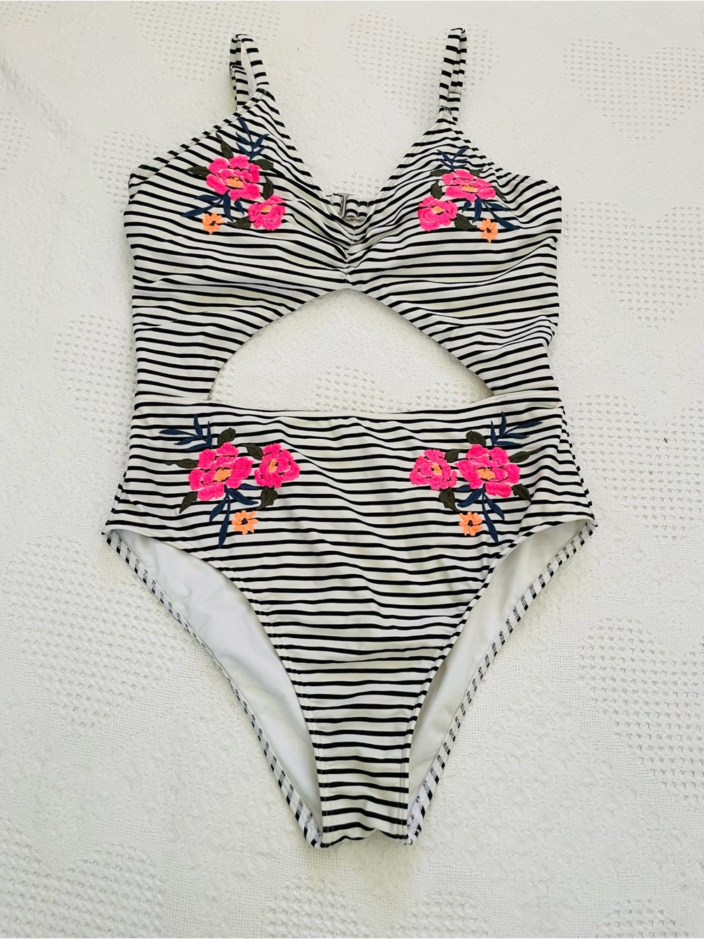 Hollister One Piece Embroidered Swimsuit Size Large Cut Out Floral Stripe